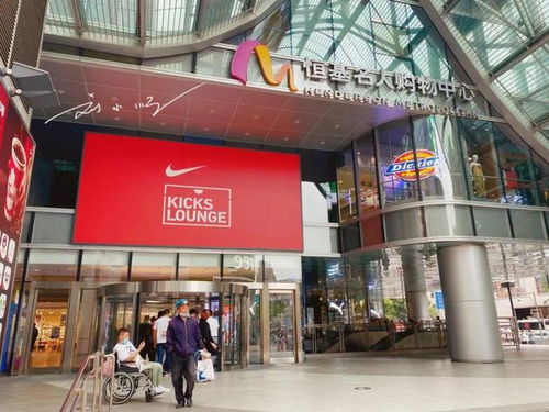 上海南京东路有家尴尬的商场,大家只认苹果店,却不知道商场名字
